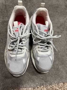 Puma White and Gray Women's Sneakers with Pink Accents